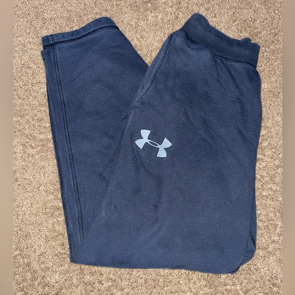 Women’s Under Armour sweatpants